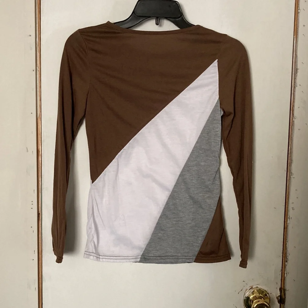 Color Block Tee - Picture 2 of 2